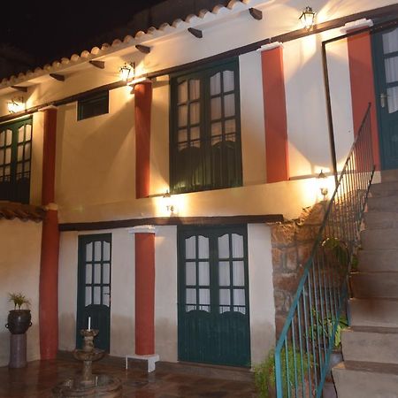 Casa Solariega Hostal B&B Сукре Экстерьер фото