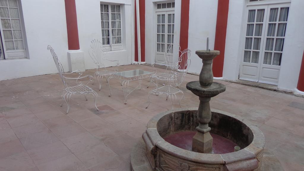 Casa Solariega Hostal B&B Сукре Экстерьер фото