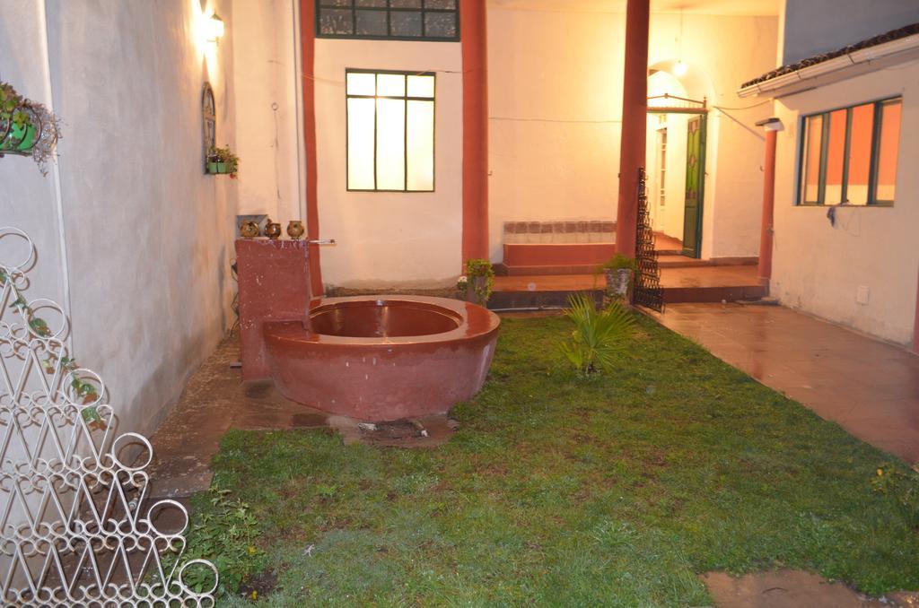 Casa Solariega Hostal B&B Сукре Экстерьер фото
