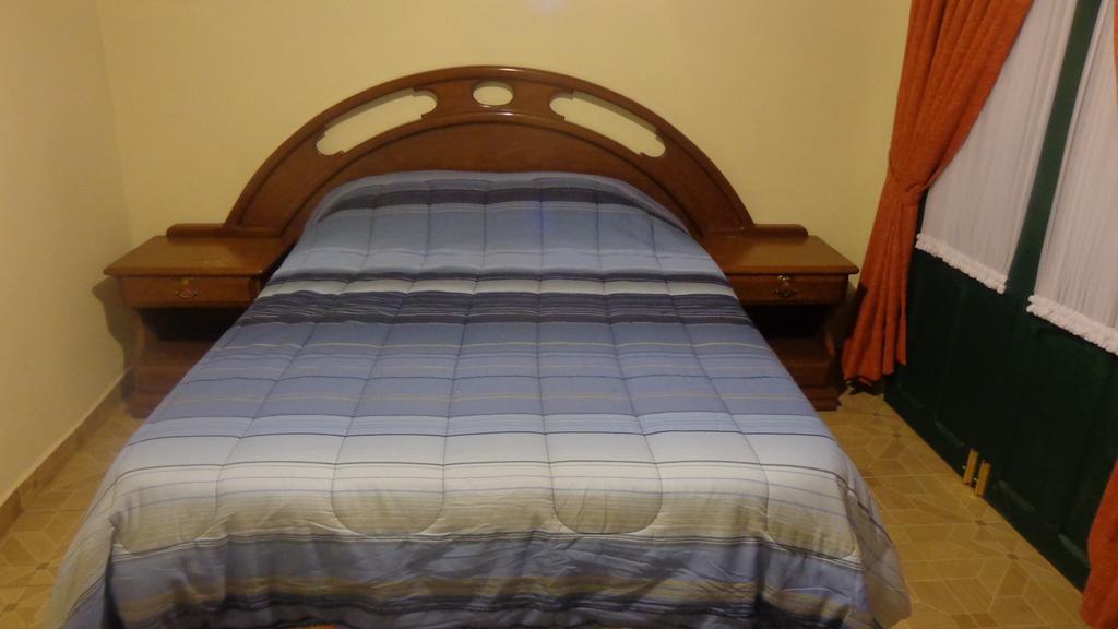 Casa Solariega Hostal B&B Сукре Номер фото