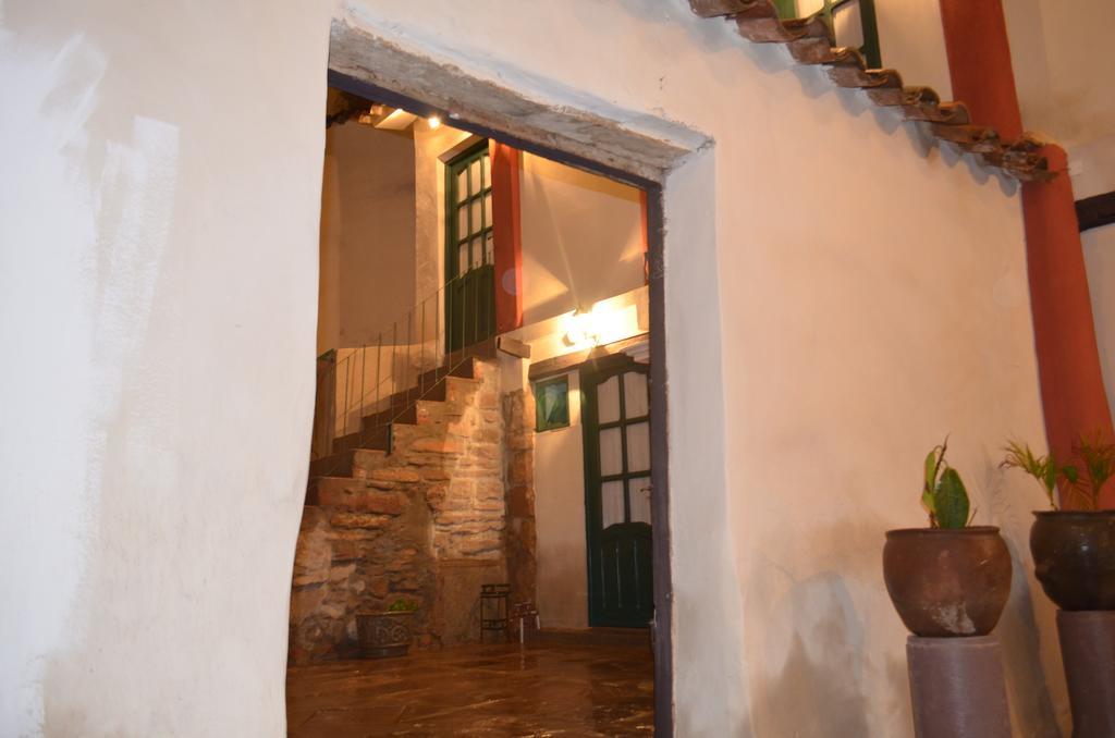 Casa Solariega Hostal B&B Сукре Экстерьер фото