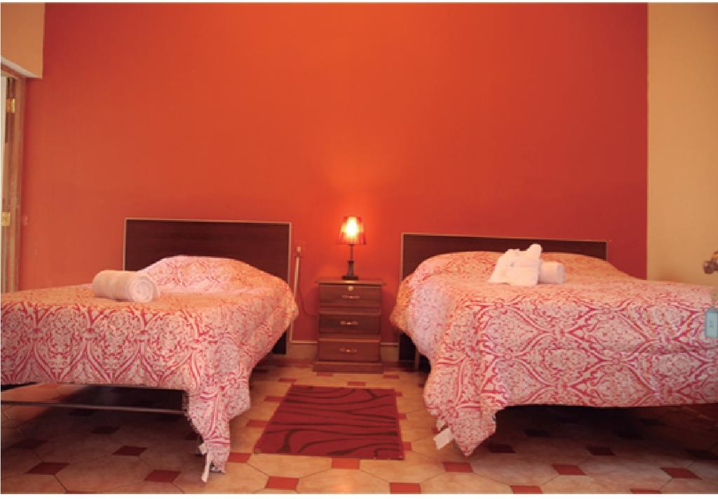 Casa Solariega Hostal B&B Сукре Экстерьер фото